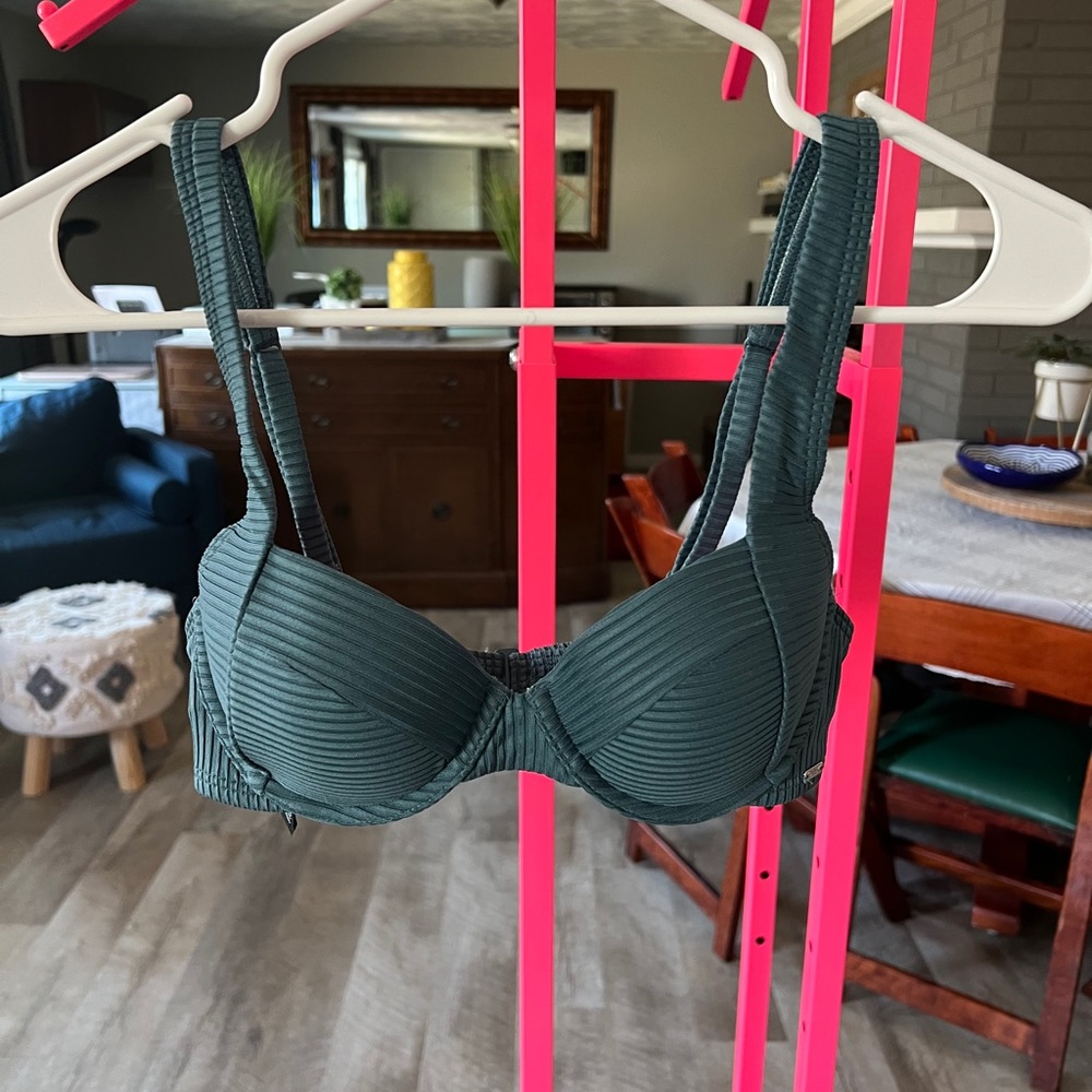 Bathing suit top